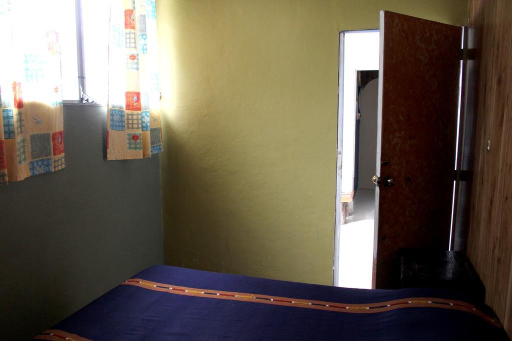 Ximenas Guest House San Salvador Extérieur photo