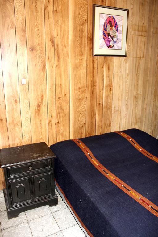 Ximenas Guest House San Salvador Extérieur photo